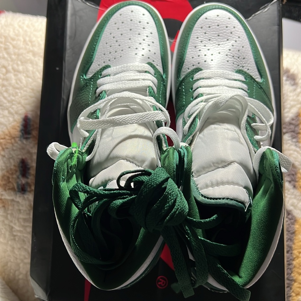 Air Jordan 1 Retro High OG George Green Sneakers Men's 8.5 Women's 10 DZ5485-303 - Picture 4 of 9